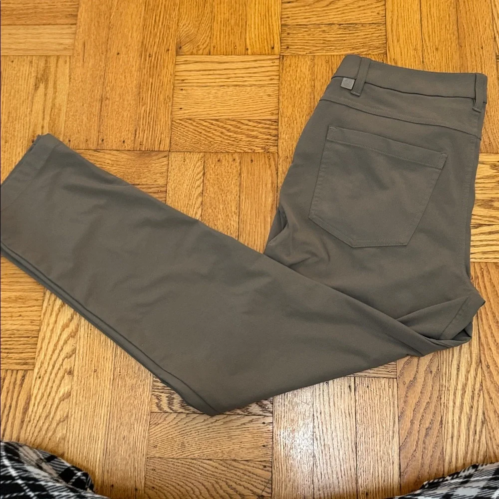 Lululemon ABC classic-fit 5 pocket pant men’s 32L size 30 warpstreme olive green - Picture 3 of 5